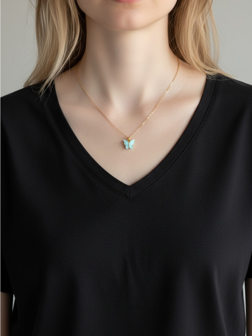 10/22 Delicate Gold Butterfly Pendant Necklace in Light Blue